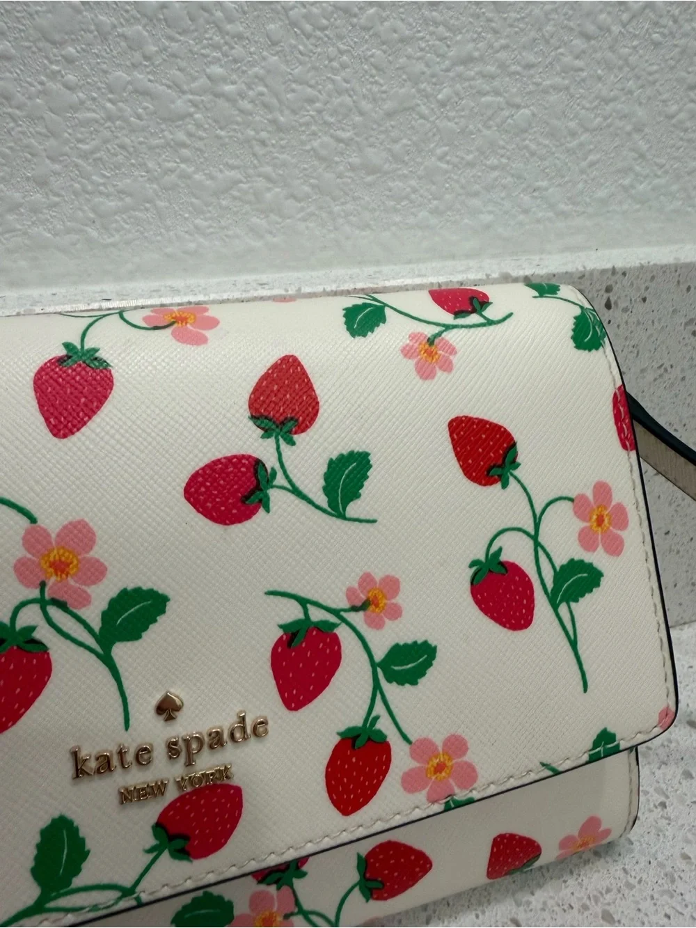 🍓Kate Spade New York Strawberry Vine Perry Leather Crossbody Bag NWOT